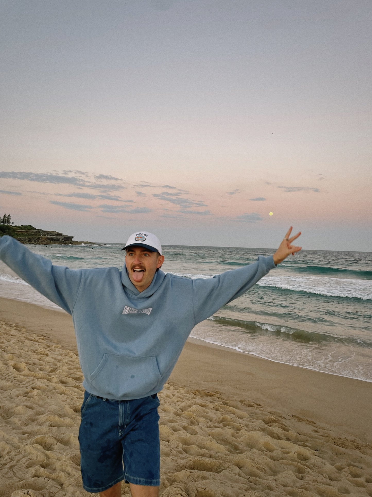 SURF FLEECE HOODIE SKY